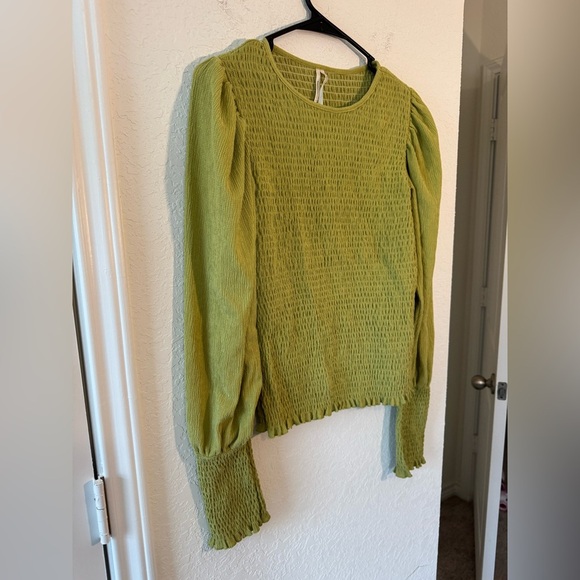 Anthropologie Smocked Long Sleeve Puff Sleeves Green Ruched Top Size Medium - Picture 3 of 9